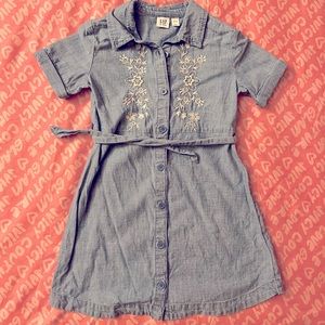 GAP GIRLS DENIM FLORAL EMBROIDERY DETAILED DRESS SIZE XS